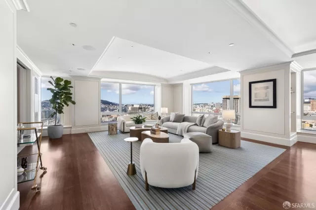 MLS: 426110092 Condo For Sale