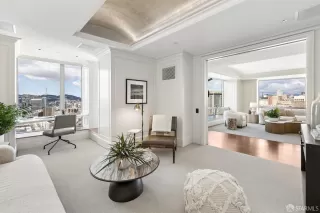 Photo #2: 426110092 Listing 