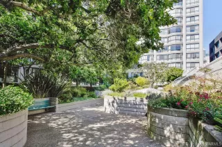 Photo #6: 426110222 Listing 