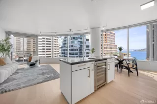 Photo #6: 426110356 Listing 