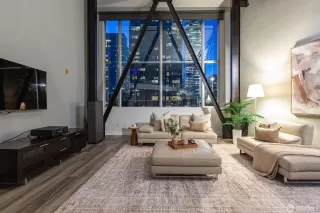 Photo #3: 426110365 Listing 