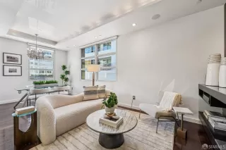 Photo #1: 426110946 Listing