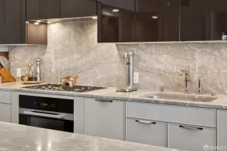 Photo #4: 426111002 Listing 