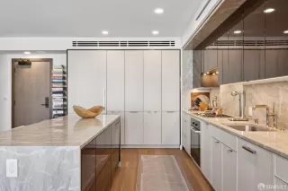 Photo #6: 426111002 Listing 