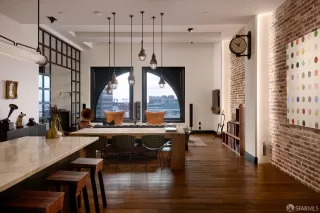 Photo #3: 426111201 Listing 