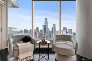 Photo #4: 426111385 Listing 