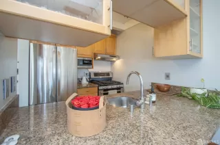 Photo #4: 426111612 Listing 