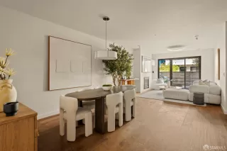 Photo #3: 426111637 Listing