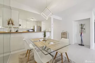 Photo #1: 426111657 Listing 