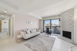 Photo #4: 426111657 Listing 