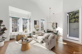 Photo #5: 426111715 Listing 