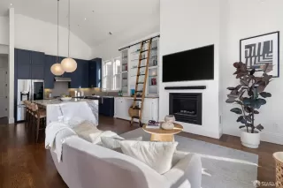 Photo #6: 426111715 Listing 