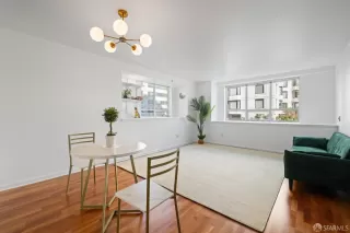 Photo #3: 426112220 Listing 