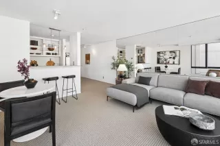 Photo #5: 426112279 Listing 