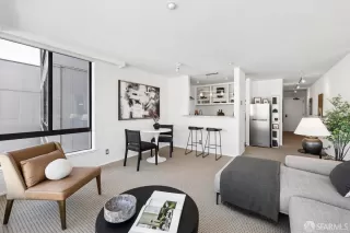 Photo #6: 426112279 Listing 