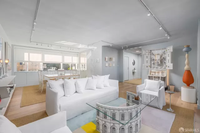 MLS: 426112433 Condo For Sale