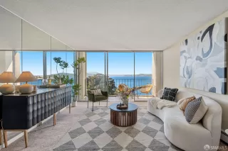 Photo #4: 426112463 Listing 