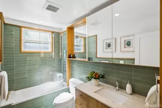 Photo #4: 426112468 Listing 