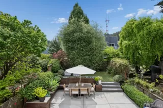 Photo #1: 426112845 Listing 