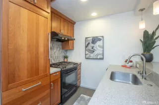 Photo #5: 426112924 Listing 