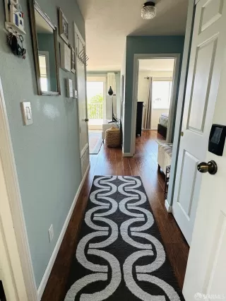 Photo #2: 426113155 Listing 