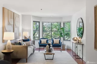 Photo #3: 426113213 Listing