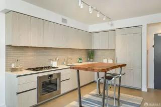 Photo #3: 426113238 Listing 