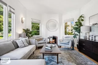 Photo #5: 426113304 Listing