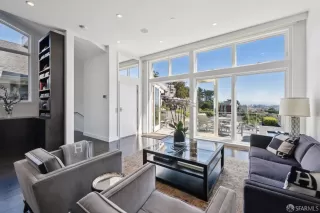 Photo #5: 426113314 Listing 