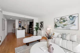 Photo #6: 426113464 Listing 