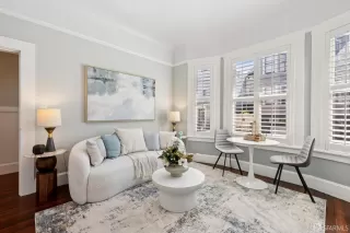 Photo #1: 426113633 Listing 