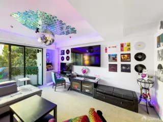 Photo #3: 426113802 Listing 