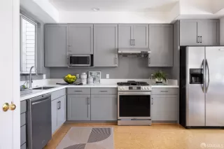 Photo #3: 426113853 Listing 