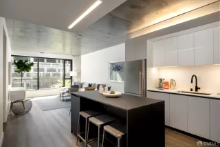 Photo #1: 426113903 Listing