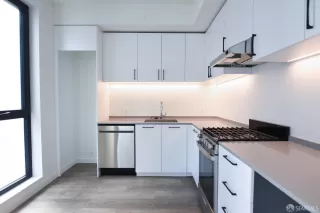 Photo #3: 426114070 Listing 