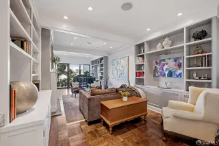 Photo #6: 426114393 Listing 