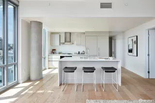 Photo #5: 426114476 Listing 