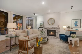 Photo #6: 426114544 Listing