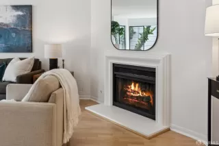 Photo #5: 426114721 Listing