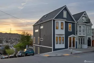 Photo #3: 426114763 Listing