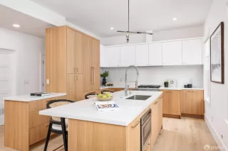 Photo #2: 426114867 Listing 