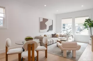 Photo #6: 426114867 Listing 