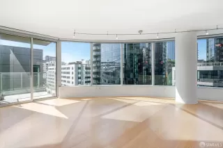 Photo #4: 426114959 Listing