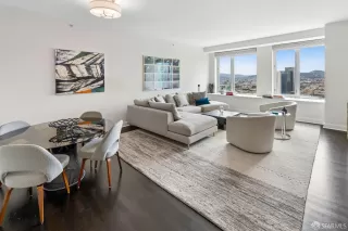 Photo #3: 426114967 Listing 