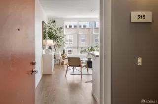 Photo #2: 426114969 Listing