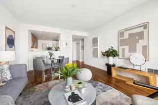 Photo #5: 426115049 Listing 