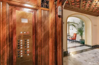 Photo #3: 426115136 Listing 