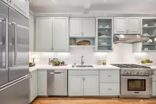 Photo #6: 426115240 Listing