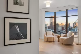 Photo #4: 426115342 Listing 