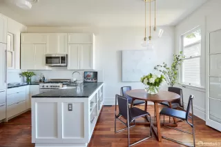 Photo #4: 426115490 Listing 